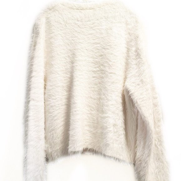 NWOT: Oversized dropped shoulder white fuzzy cardigan - Picture 4 of 8